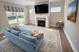 2921 Clivedon Rd, Howell, MI 48843 - Photo 4