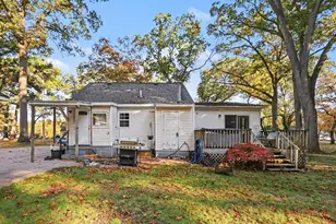 617 W River Rd, Muskegon, MI 49445 - Photo 22