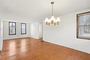 325 E Lincoln Ave, Zeeland, MI 49464 - Photo 10