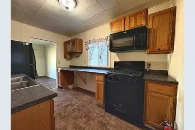 125 Lamora Avenue, Battle Creek, MI 49037 - Photo 4