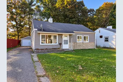 125 Lamora Avenue, Battle Creek, MI 49037 - Photo 1