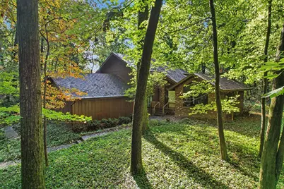 649 E Sylvan Drive, Battle Creek, MI 49017 - Photo 2
