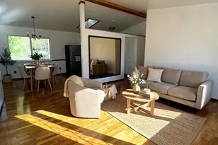 4307 Old Castle Cir, Lansing, MI 48911 - Photo 2
