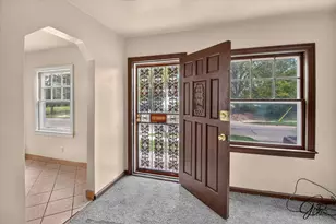 8865 Mansfield St, Detroit, MI 48228 - Photo 2