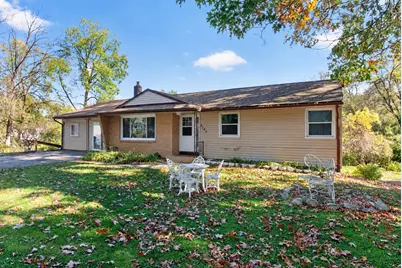 2705 Glendale Road, Jackson, MI 49203 - Photo 2