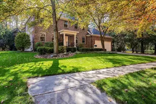 2746 Beechwood Dr SE, East Grand Rapids, MI 49506 - Photo 6