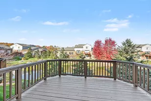 37536 Newburgh Park Cir, Livonia, MI 48152 - Photo 26