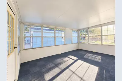 102 Saint Ives N, Lansing, MI 48906 - Photo 30