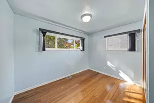 29210 Terrence St, Livonia, MI 48154 - Photo 18