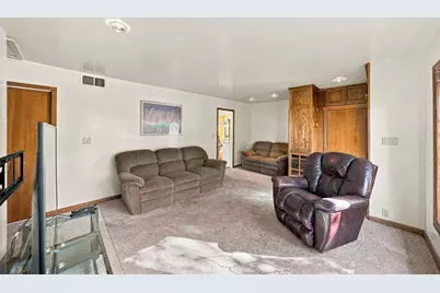 29210 Terrence Street, Livonia, MI 48154 - Photo 12