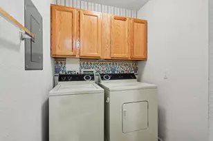 336 Butler Ct, Marshall, MI 49068 - Photo 4