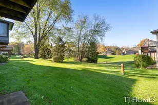 8775 Courtland Dr NE, Rockford, MI 49341 - Photo 26