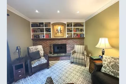 19339 Hampton Street, Riverview, MI 48193 - Photo 10