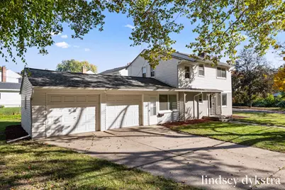 1842 Diamond Avenue NE, Grand Rapids, MI 49505 - Photo 2