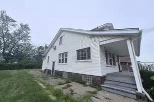 12061 Wade St, Detroit, MI 48213 - Photo 2