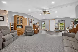 3635 W Washington Rd, Ithaca, MI 48847 - Photo 8