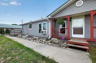 3635 W Washington Rd, Ithaca, MI 48847 - Photo 4