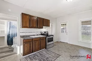 501 N Pine River Street N, Ithaca, MI 48847 - Photo 6