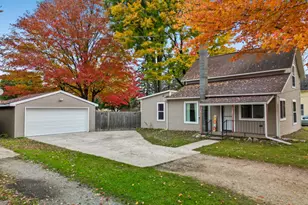 199 E Commerce St, Grant, MI 49327 - Photo 1