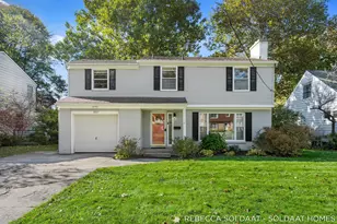1837 Chamberlain Ave SE, Grand Rapids, MI 49506 - Photo 1