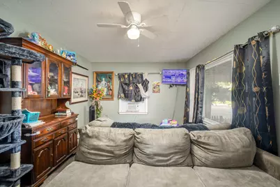 21853 Rausch Avenue, Eastpointe, MI 48021 - Photo 4