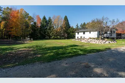 6895 11 Mile Road NE, Rockford, MI 49341 - Photo 46