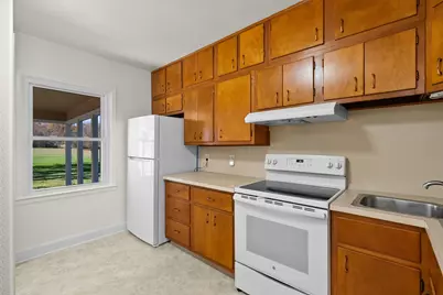 516 N Van Buren Street, Bloomingdale, MI 49026 - Photo 18