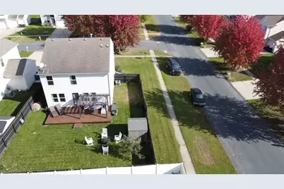 1401 Finleys Lane, Vicksburg, MI 49097 - Photo 2
