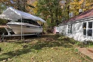 5762 Frankfort Hwy, Benzonia, MI 49616 - Photo 4
