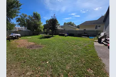 1015 Vine Street, Manistee, MI 49660 - Photo 4