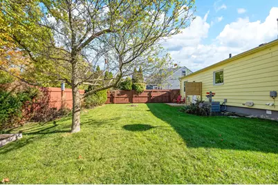 853 Kingsley Avenue, Saint Joseph, MI 49085 - Photo 32