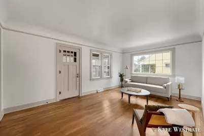 1027 Beechwood Street NE, Grand Rapids, MI 49505 - Photo 6