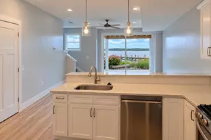 137 Joslin Cv Dr, Manistee, MI 49660 - Photo 4