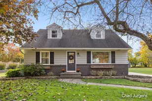 1024 Cypress Dr, Jenison, MI 49428 - Photo 1
