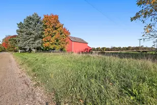 10142 Drew Rd, Clarksville, MI 48815 - Photo 14