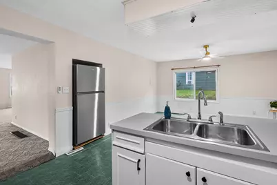 236 E Center Street, Coloma, MI 49038 - Photo 12