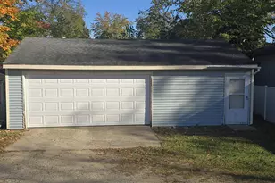 243 E Morrell, Otsego, MI 49078 - Photo 2