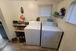 74 Hancock St, Manistee, MI 49660 - Photo 16