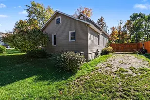 1206 25th St, Manistee, MI 49660 - Photo 16