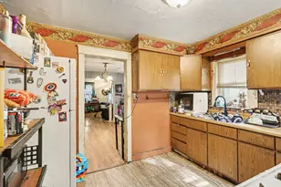 2607 Davenport Ave, Saginaw, MI 48602 - Photo 8