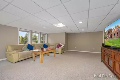 7069 Maplecrest Drive SE, Grand Rapids, MI 49546 - Photo 30