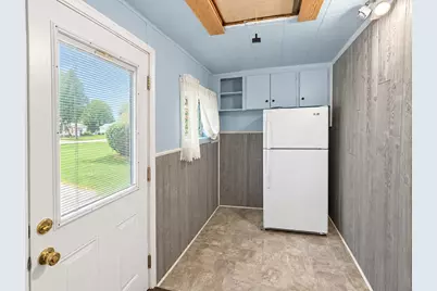 6030 Cotter Avenue, Sterling Heights, MI 48314 - Photo 12