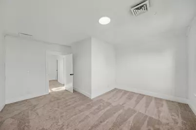 1016 Broad Street, Saint Joseph, MI 49085 - Photo 18