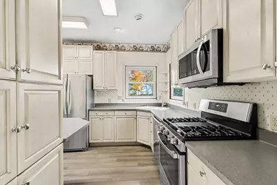 230 W Franklin Street, Otsego, MI 49078 - Photo 8