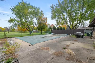 2197 Linda Lane, Benton Harbor, MI 49022 - Photo 38