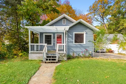 615 Keyes Drive, Parchment, MI 49004 - Photo 2