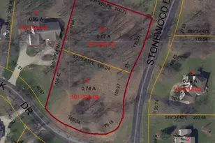 Units 9 10 Stonewood Dr, Jackson, MI 49201 - Photo 1