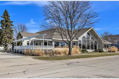 502 W Loomis Street, Ludington, MI 49431 - Photo 1