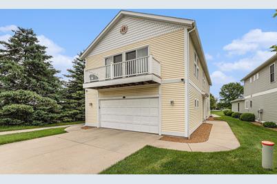 401 Anchors Way, Saint Joseph, MI 49085 - Photo 1