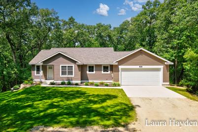 5708 Vising Drive, Lowell, MI 49331 - Photo 1